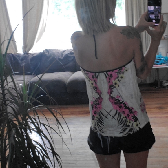 Fox halter top - Picture 2 of 3